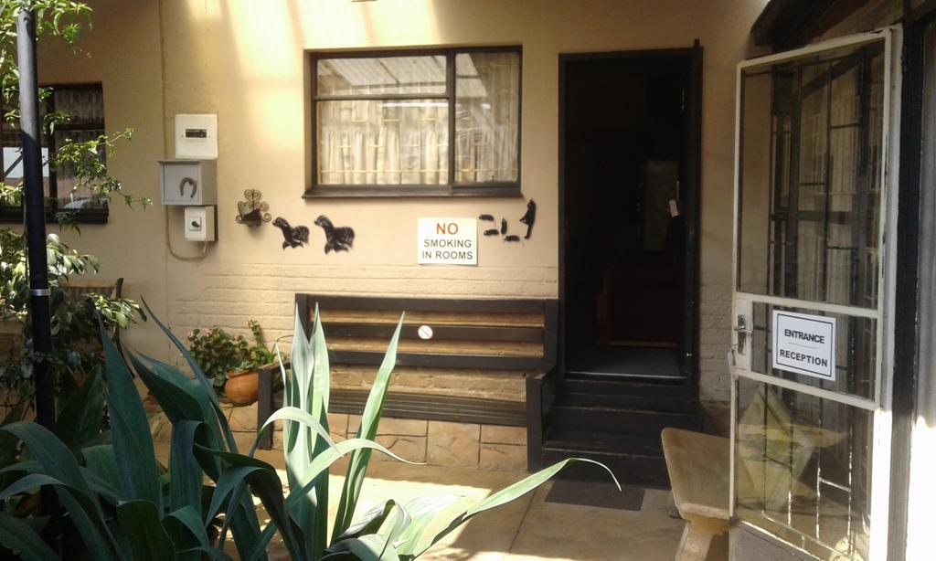Pat'S Place Machadodorp 外观 照片