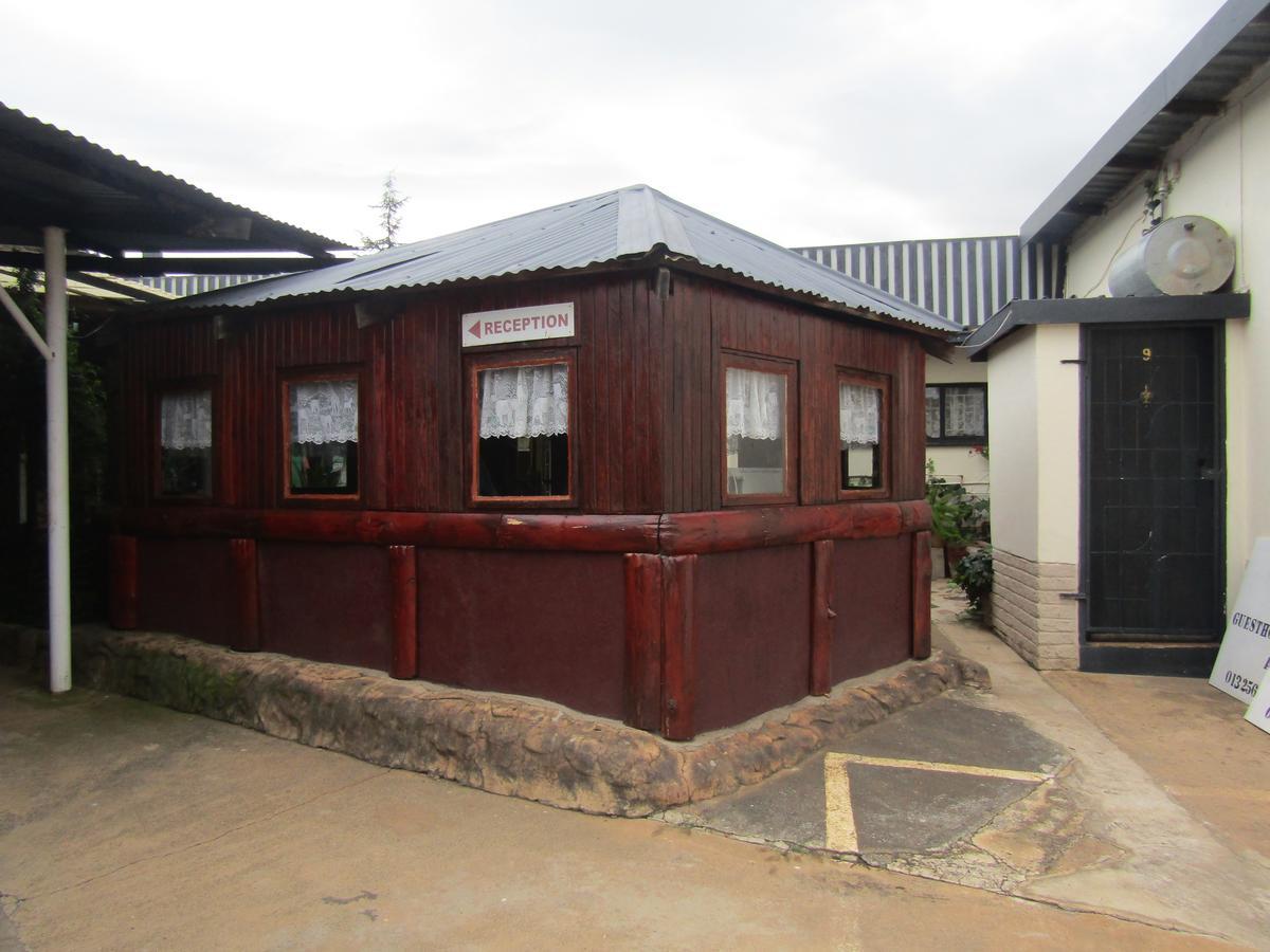 Pat'S Place Machadodorp 外观 照片
